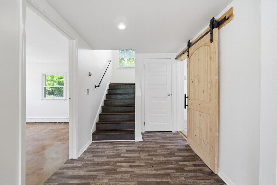 More Photos Of 75 Route 23, Franklin Office Residential For Lease