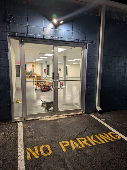 More Photos Of 1707 Pass Rd, Biloxi Freestanding For Sale