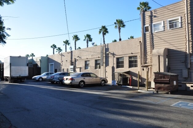 More Photos Of 8634-8640 Washington Blvd, Culver City Storefront Retail Residential For Lease