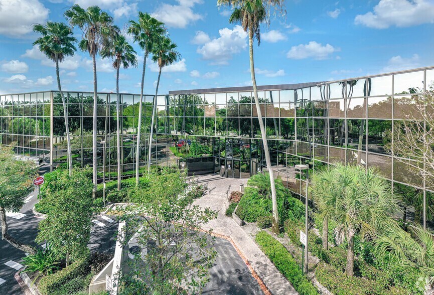 More Photos Of 300 S Pine Island Rd, Plantation Coworking Space