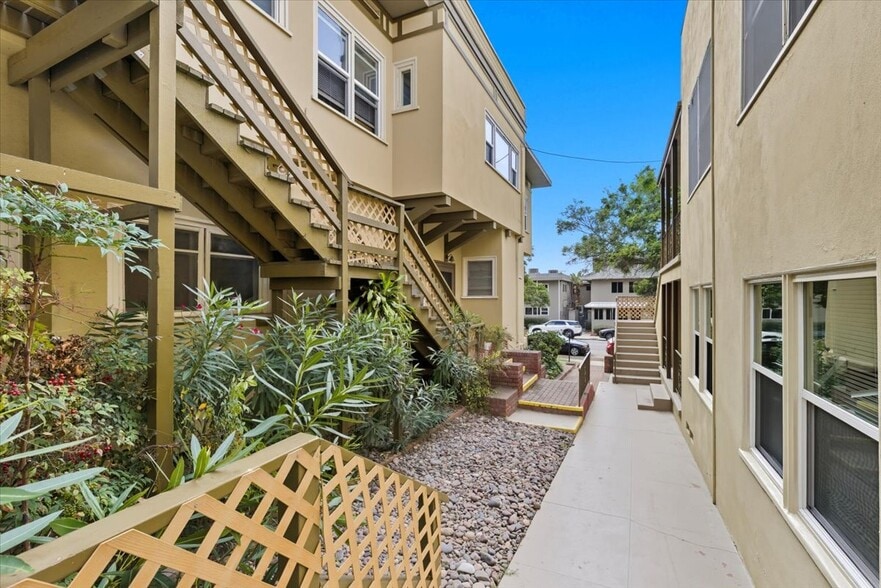 More Photos Of 2621-2629 1st Ave, San Diego Apartments For Sale