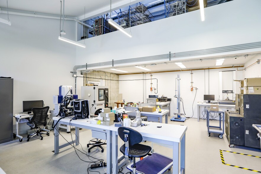 More Photos Of 606-654 Venice Blvd, Venice Loft Creative Space For Lease