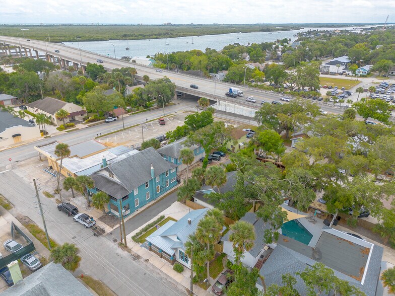 More Photos Of 208 Douglas St, New Smyrna Beach Office Residential For Sale