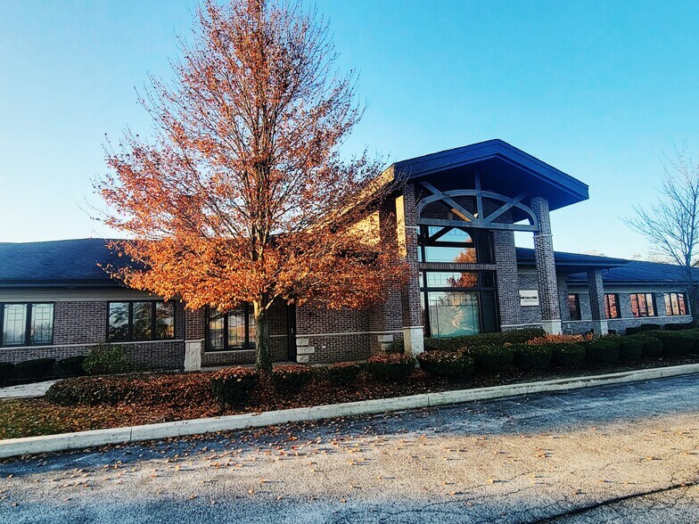More Photos Of 7777 W Lincoln Hwy, Frankfort Office For Lease