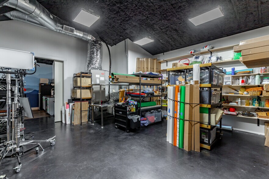 More Photos Of 2502 Cummings Hwy, Chattanooga General Retail For Sale