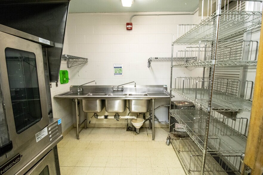 More Photos Of 11218 N Linden Rd, Clio Schools For Sale