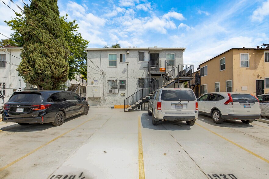 More Photos Of 1920 W 35th St, Los Angeles Multifamily For Sale