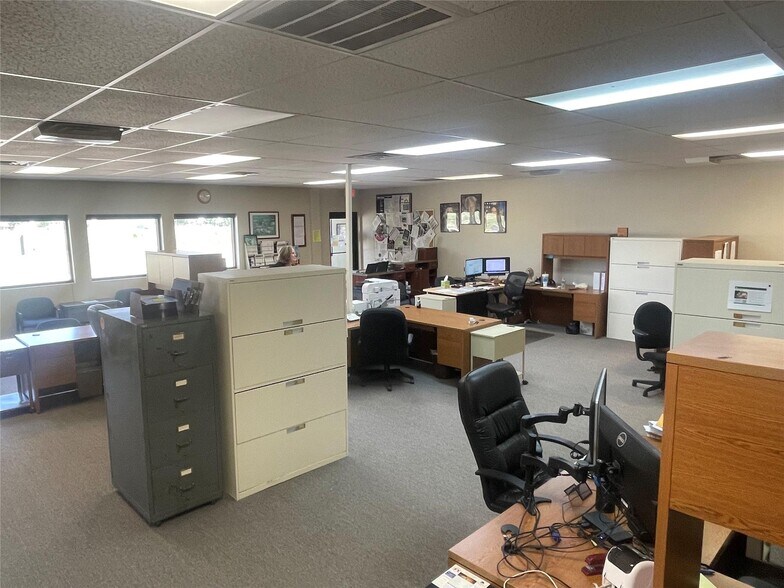 More Photos Of 3428 Interstate 20, Stanton Office For Sale