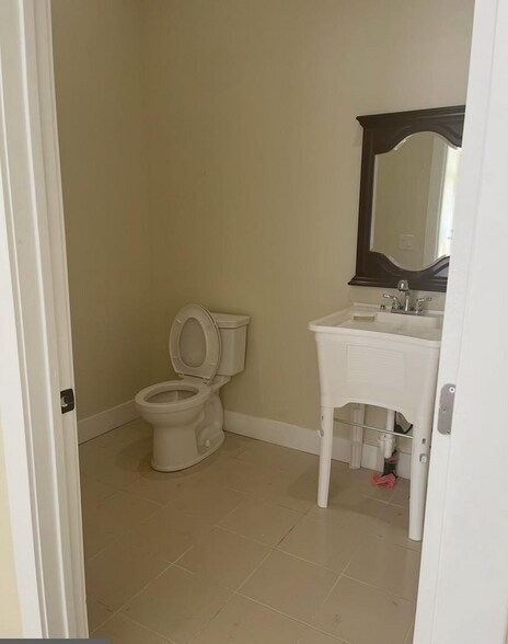 More Photos Of 5047 Baltimore Ave, Philadelphia Multifamily For Sale