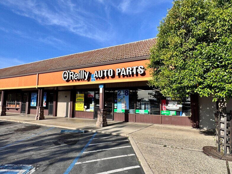 More Photos Of 6392-6512 Westside Rd, Redding Unknown For Lease