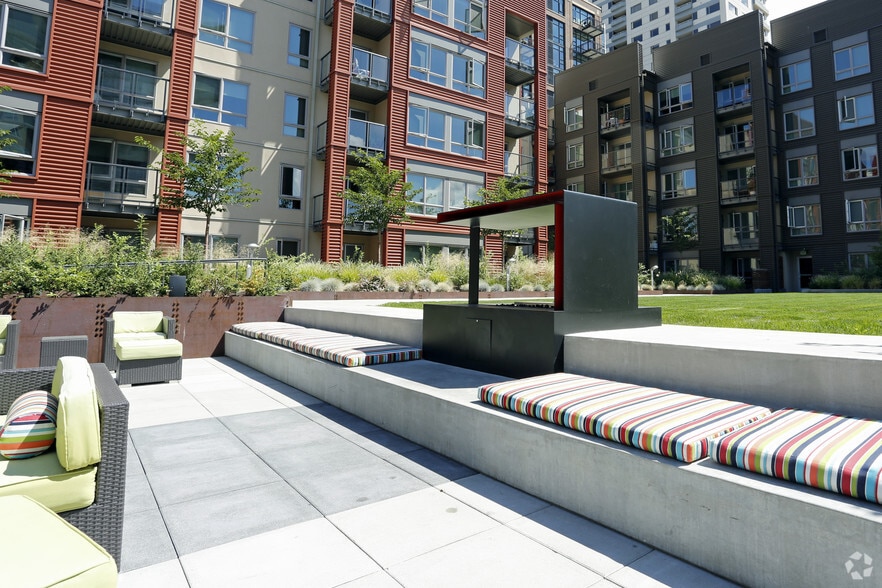 More Photos Of 2900 1st Ave, Seattle Apartments For Lease