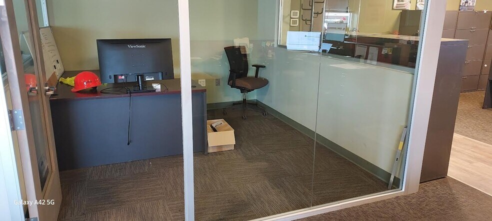 More Photos Of 61-89 Avenue K, Newark Manufacturing For Lease