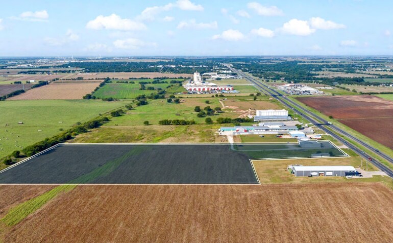 More Photos Of 31589 Highway 84, McGregor Land For Sale