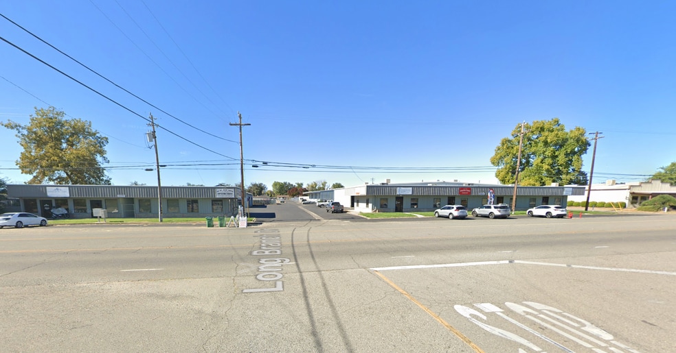 More Photos Of 3650 Main St, Cottonwood Self Storage For Sale