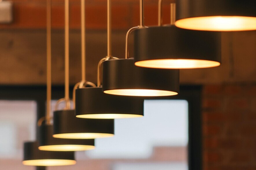 More Photos Of 806 S 2nd St, Abilene Light Distribution For Sale