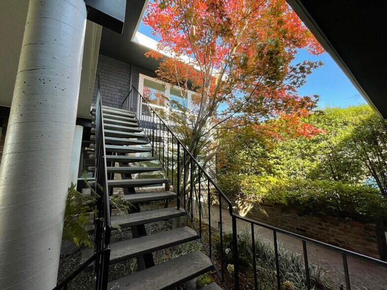 More Photos Of 125-131 Camino Alto, Mill Valley Office For Lease
