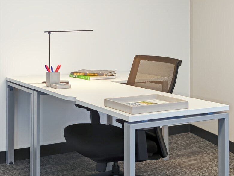 More Photos Of 9211 Forest Hill Ave, Richmond Coworking Space