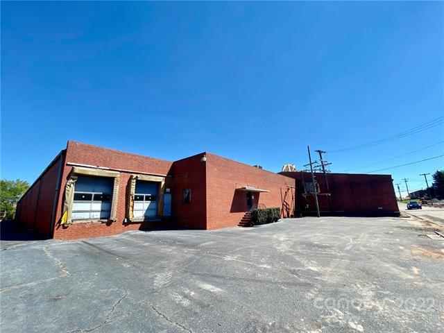 More Photos Of 120 11th St NW, Hickory Warehouse For Sale