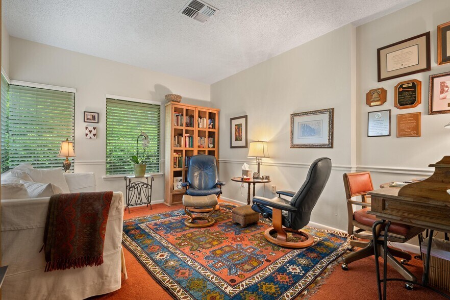 More Photos Of 2424 Enterprise Rd, Clearwater Medical For Sale