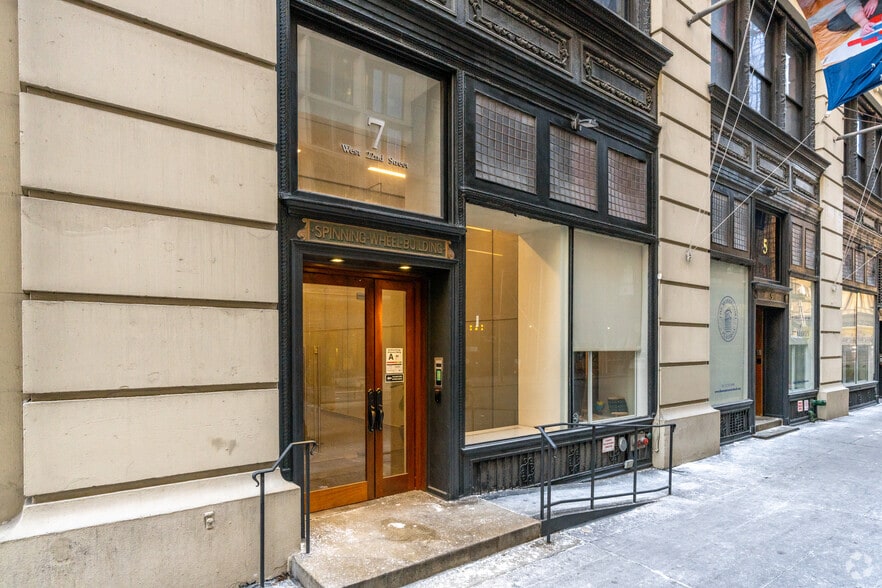 More Photos Of 3-7 W 22nd St, New York Office For Sale