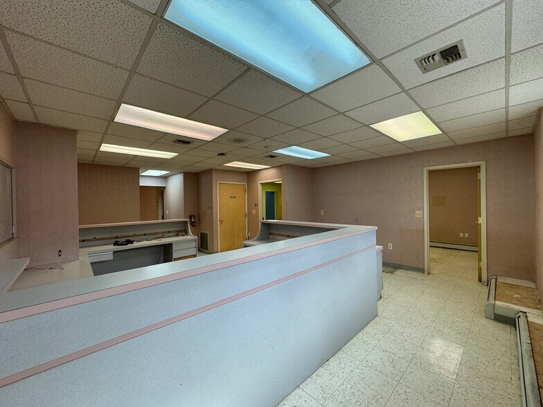 More Photos Of 179 Lafayette Ave, Hawthorne Medical For Lease
