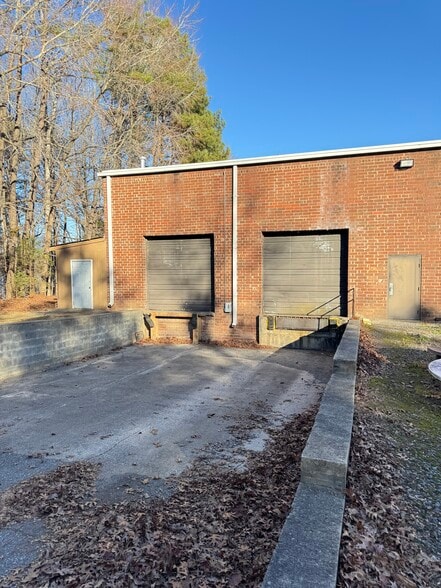 More Photos Of 1000 Tulip Dr, Gastonia Warehouse For Lease
