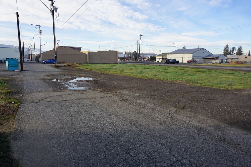 More Photos Of 1311 Bennett ave, Prosser Land For Sale