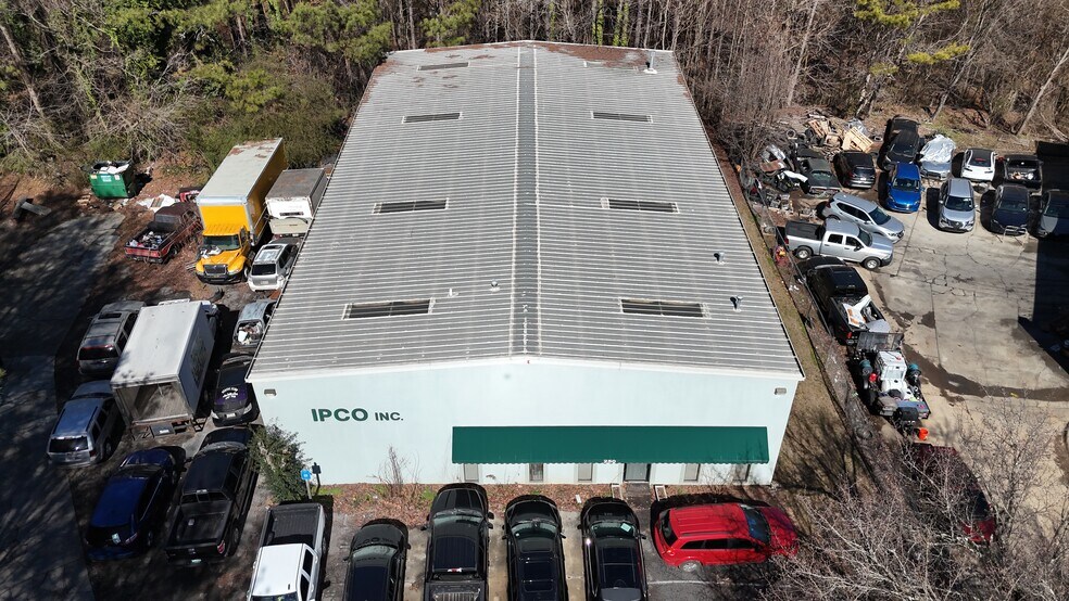 More Photos Of 250 Buxton Ct, Lilburn Distribution For Sale