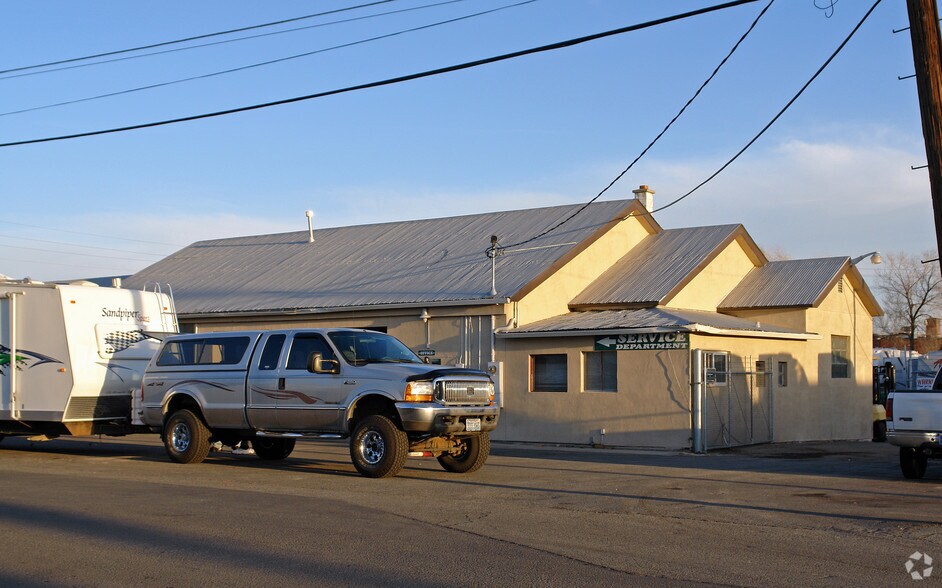 More Photos Of 1765 Lewis St, Reno Service For Lease