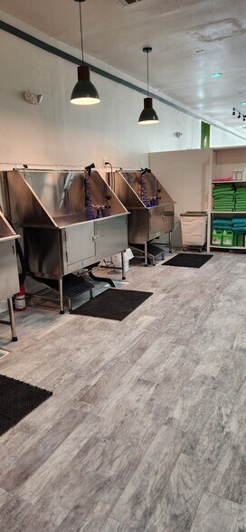 More Photos Of 218-220 S Myrtle Ave, Monrovia Storefront Retail Office For Lease