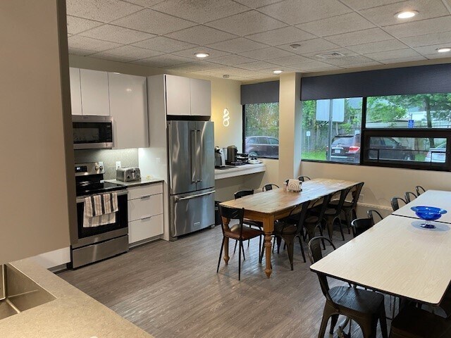 More Photos Of 231 Sutton St, North Andover Medical For Sale