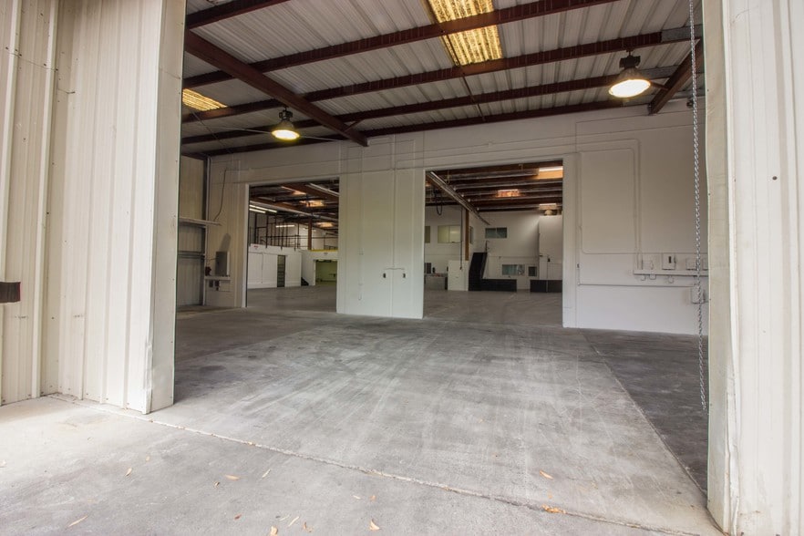 More Photos Of 3635 Afton Rd, San Diego Manufacturing For Lease