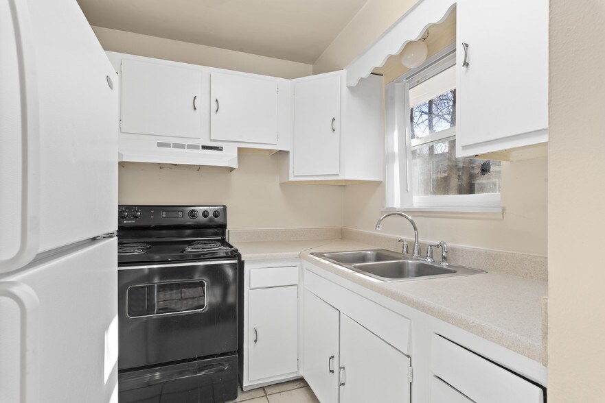 More Photos Of 624 Prairie Rd, Colorado Springs Apartments For Sale