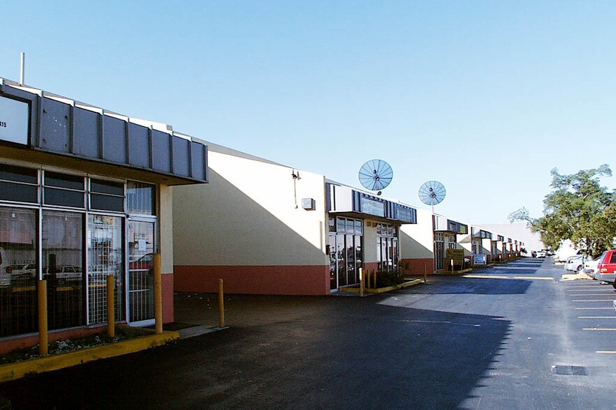More Photos Of 3100 NW 72nd Ave, Miami Warehouse For Lease