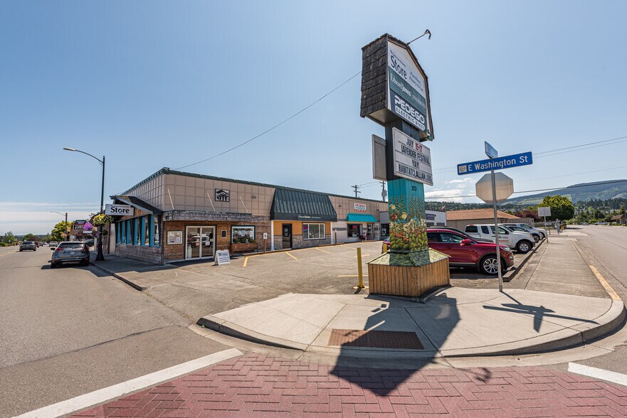 More Photos Of 213 E Washington St, Sequim Storefront Retail Office For Sale
