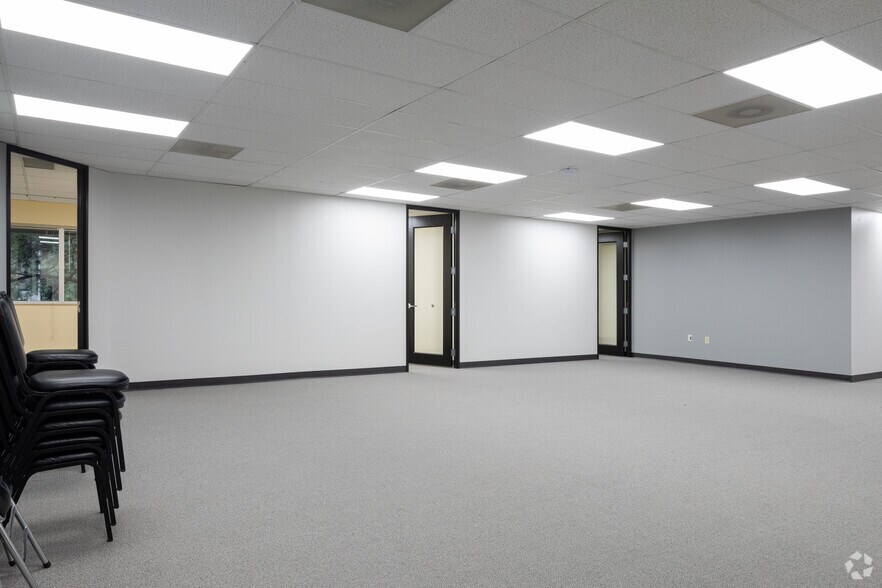 More Photos Of 23 Inverness Way E, Englewood Office For Lease