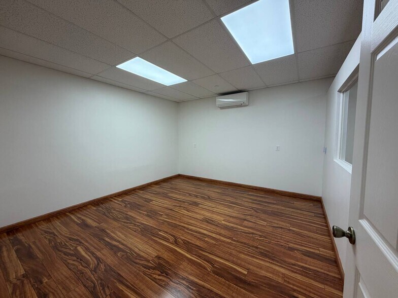 More Photos Of 1019 Lauia St, Kapolei Warehouse For Lease