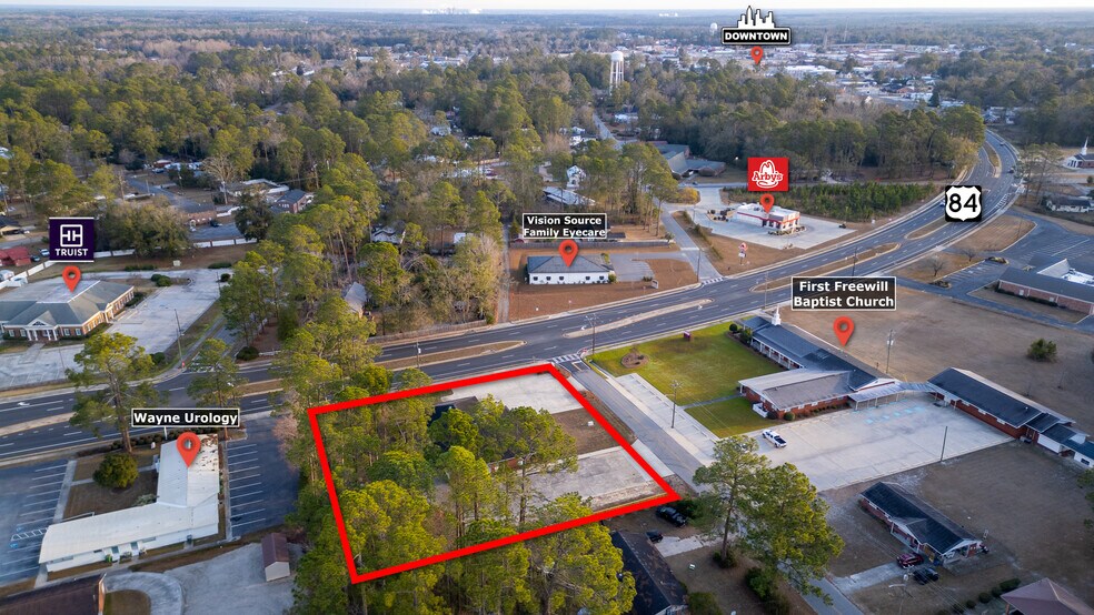 More Photos Of 811 S 1st St, Jesup Office For Lease