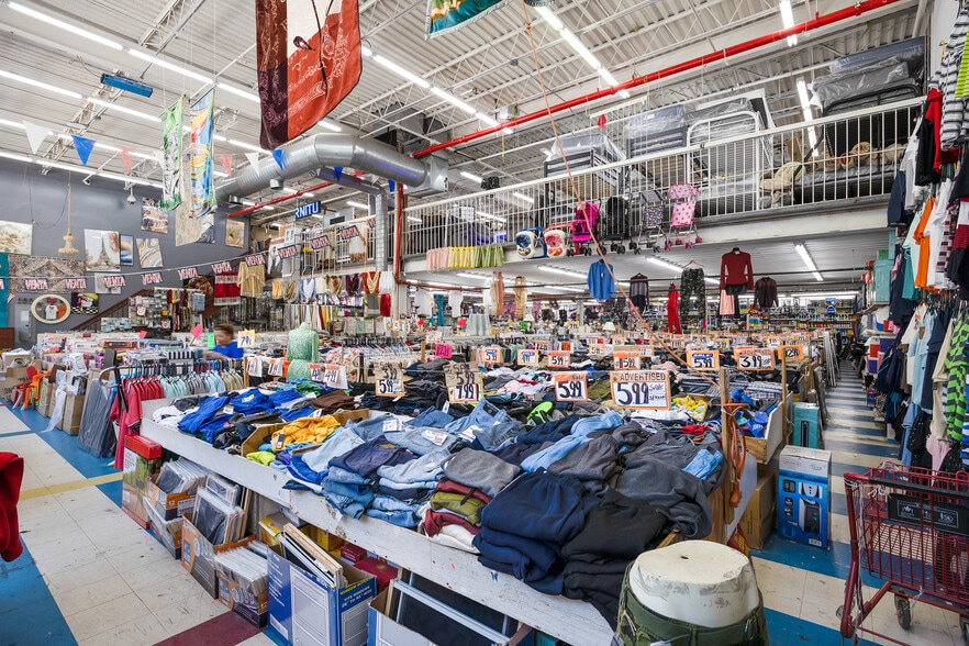 More Photos Of 1412 Jerome Ave, Bronx Daycare Center For Lease
