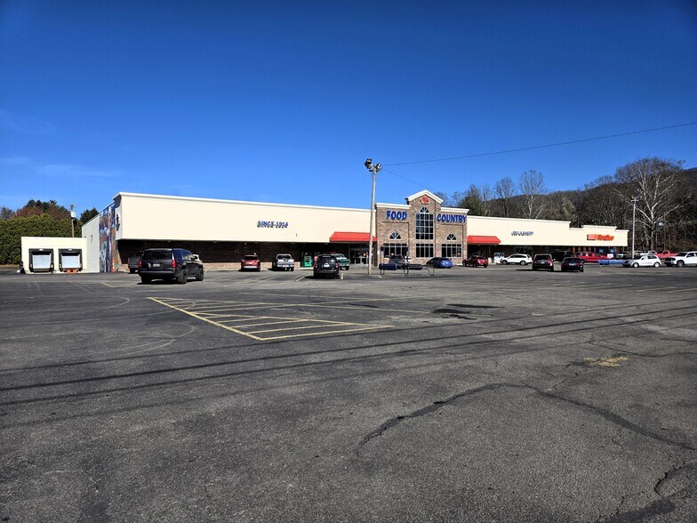 Primary Photo Of 150 Main st, Mountain City General Retail For Sale