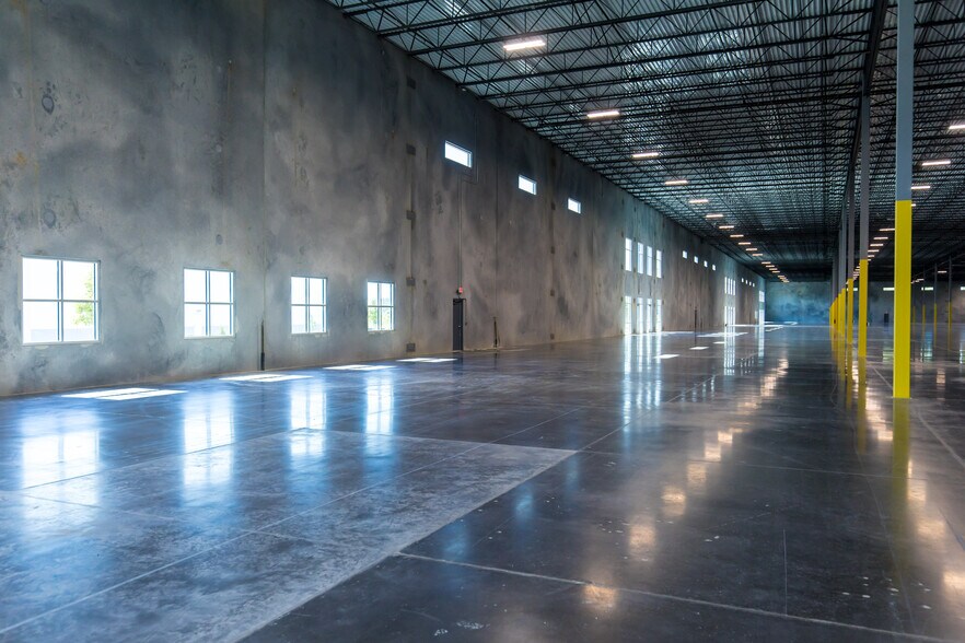 More Photos Of 151 Plug in Dr, Ridgeville Distribution For Lease