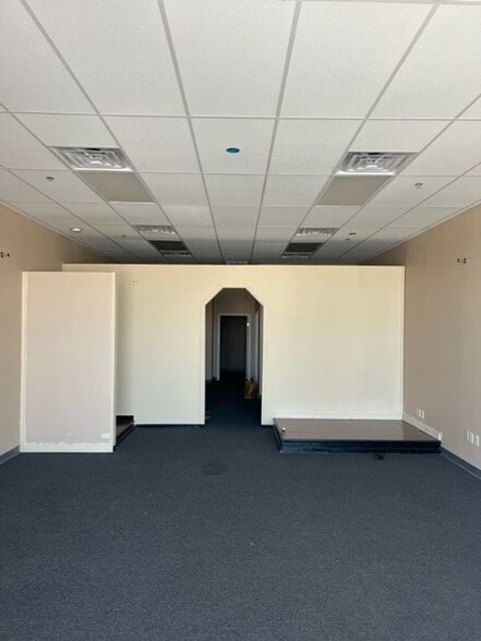 More Photos Of 7650 FM 78, San Antonio Storefront For Lease