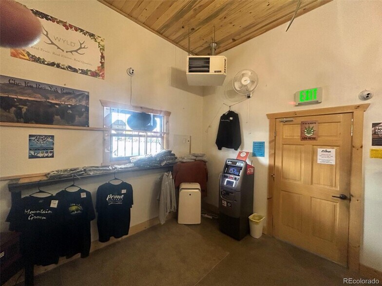 More Photos Of 34132 Highway 285, Villa Grove General Retail For Sale