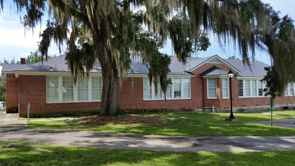 More Photos Of 1476 SW Main St, Greenville Medical For Sale