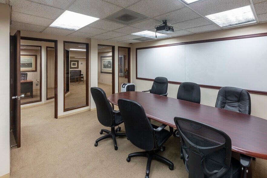 More Photos Of 489 E Colorado Blvd, Pasadena Office For Sale