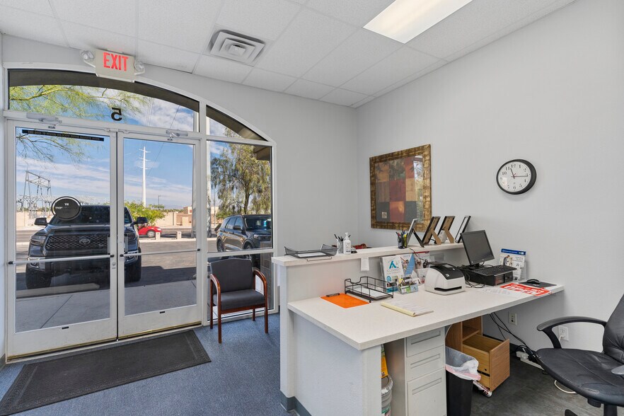 More Photos Of 8455 W Flamingo Rd, Las Vegas Medical For Sale