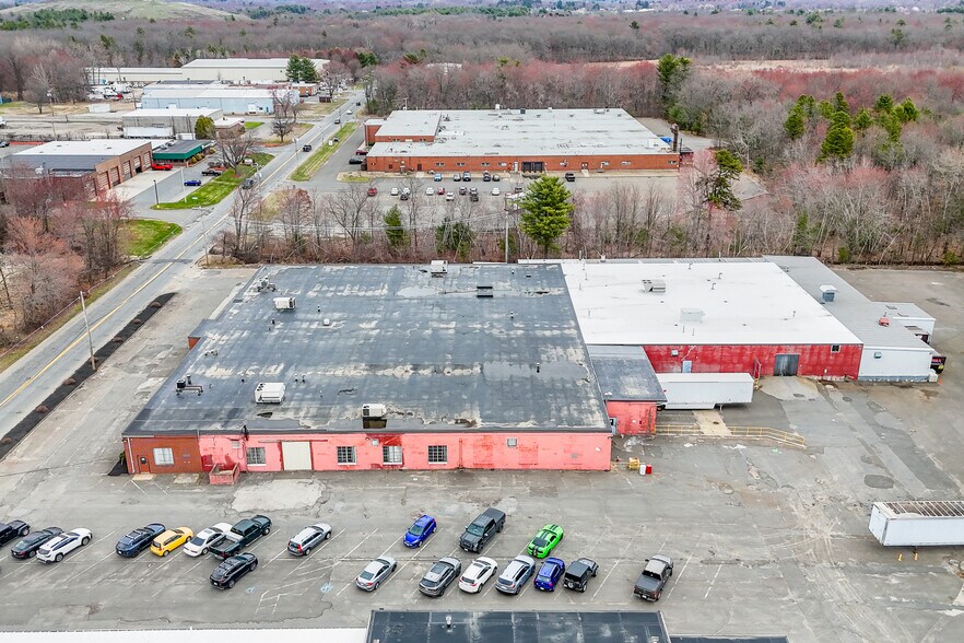 More Photos Of 755 New Ludlow Rd, South Hadley Warehouse For Lease