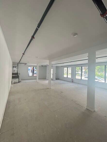 More Photos Of 150 Columbia St, Cambridge Storefront Retail Office For Lease