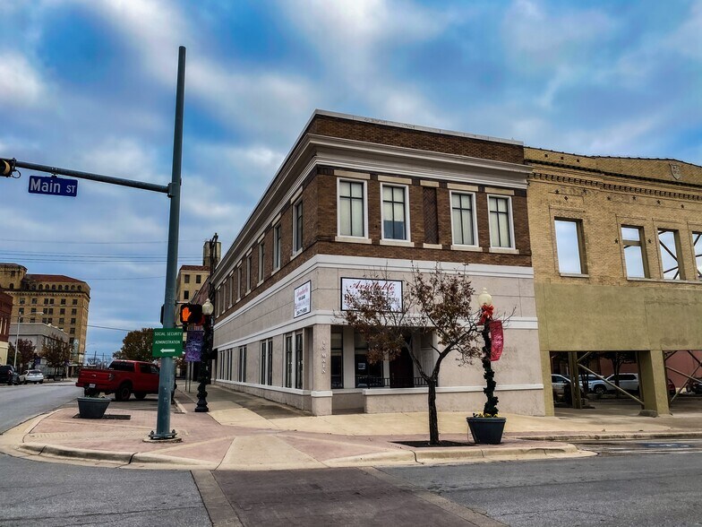 Primary Photo Of 1 S Main St, Temple Office For Lease