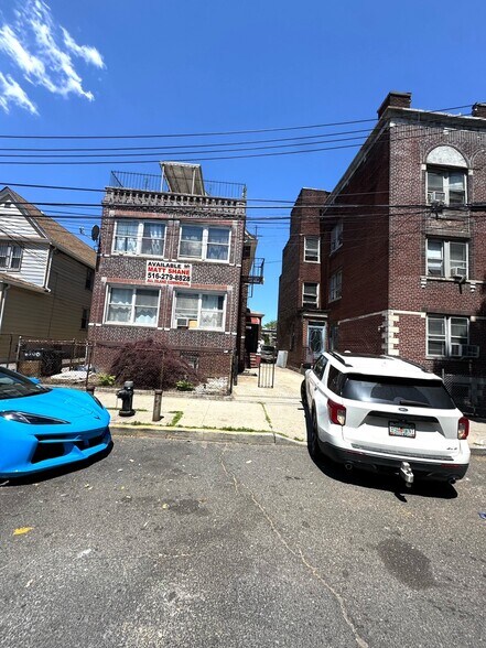 More Photos Of 8625 59th Ave, Elmhurst Apartments For Sale